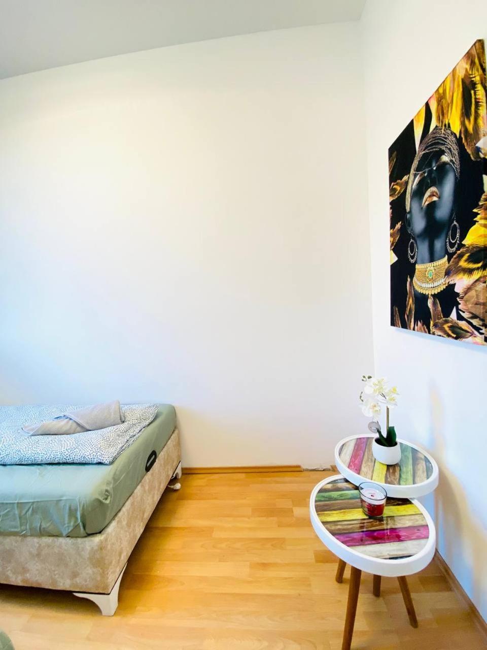 Comfortable In The 23rd District Of Fr4 Privatunterkunft Wien