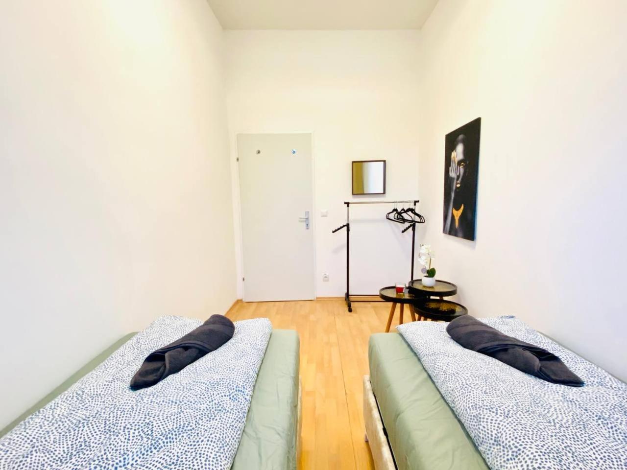Privatunterkunft Comfortable In The 23rd District Of Fr4 Wien